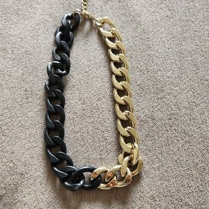 Gold/black chain